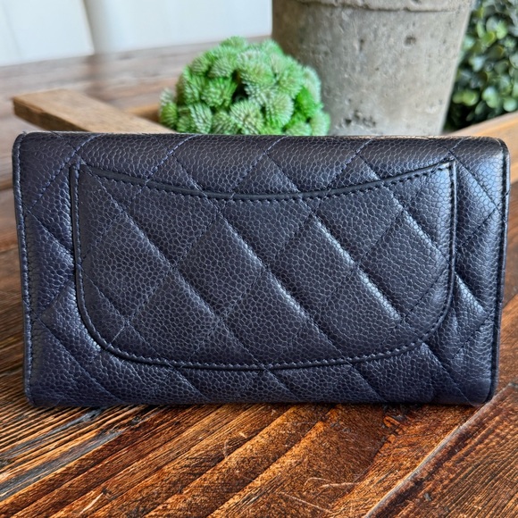 CHANEL Classic L-Flap Caviar Navy Blue Quilted Long Wallet - Picture 5 of 15